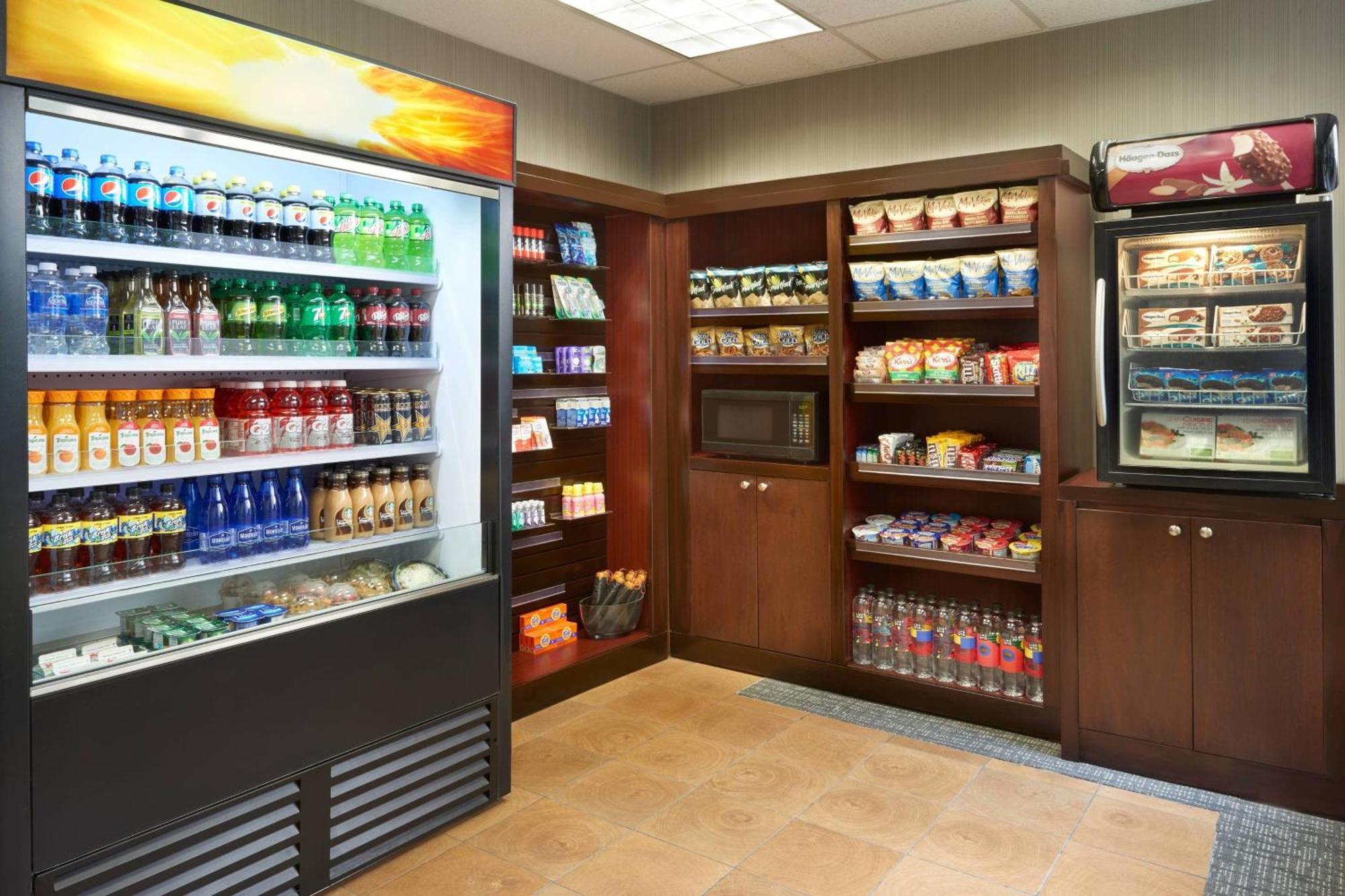 Courtyard By Marriott Toronto Downtown Hotel Екстериор снимка